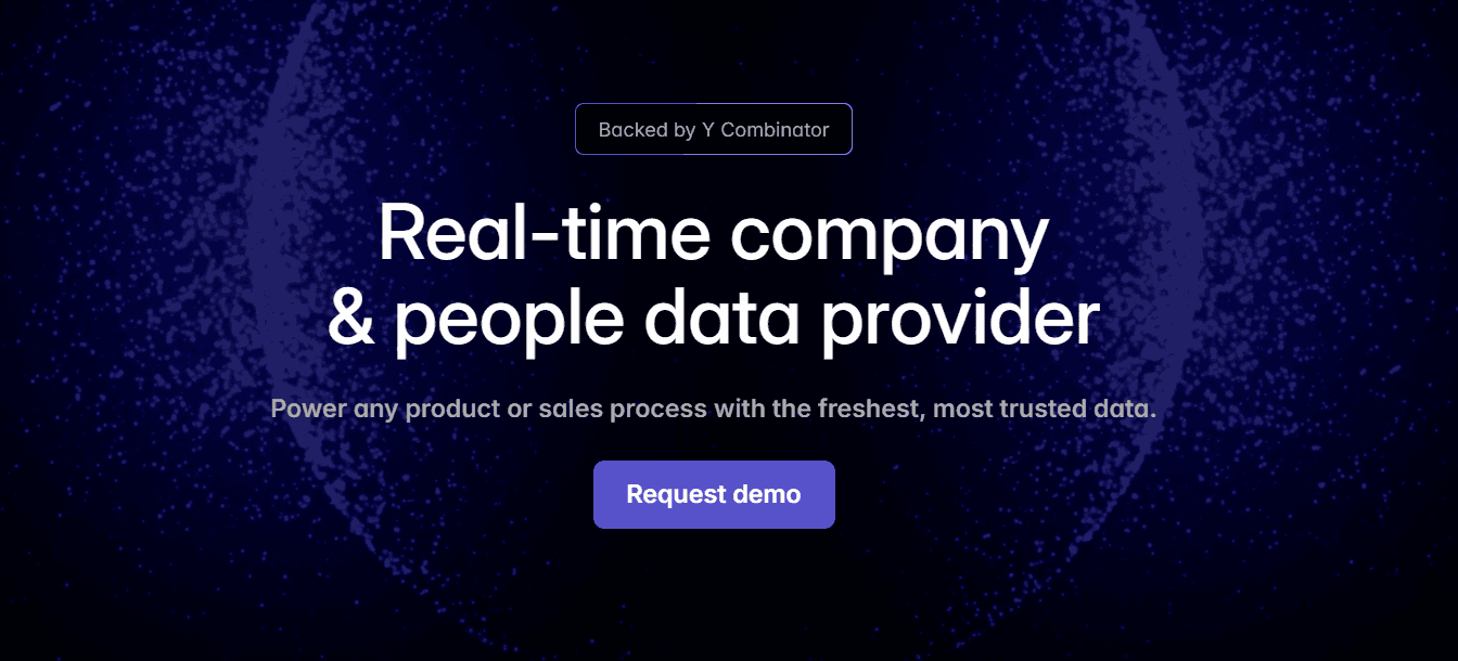 Crustdata: В офисе продаж одна и та же сцена каждое утро